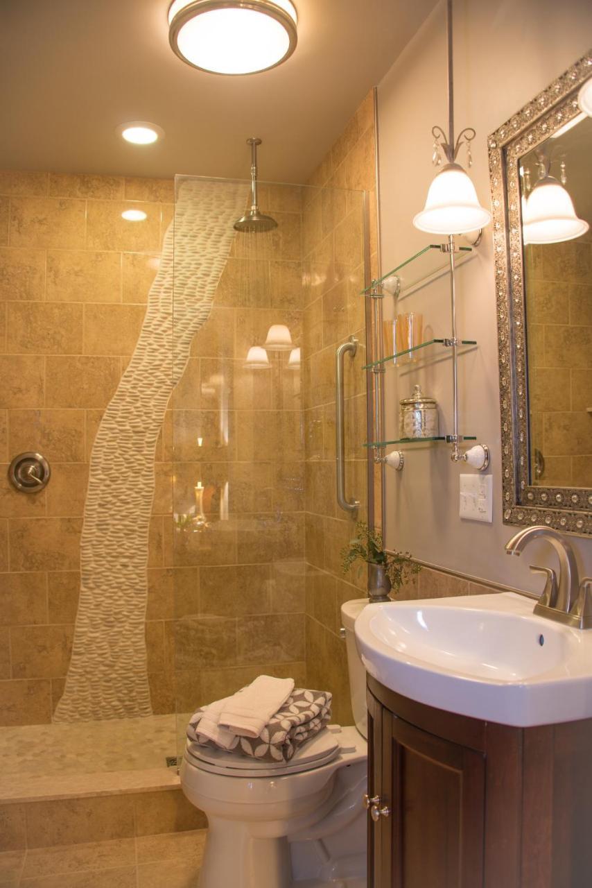 Gothic Eves Inn And Spa Bed And Breakfast Trumansburg Esterno foto